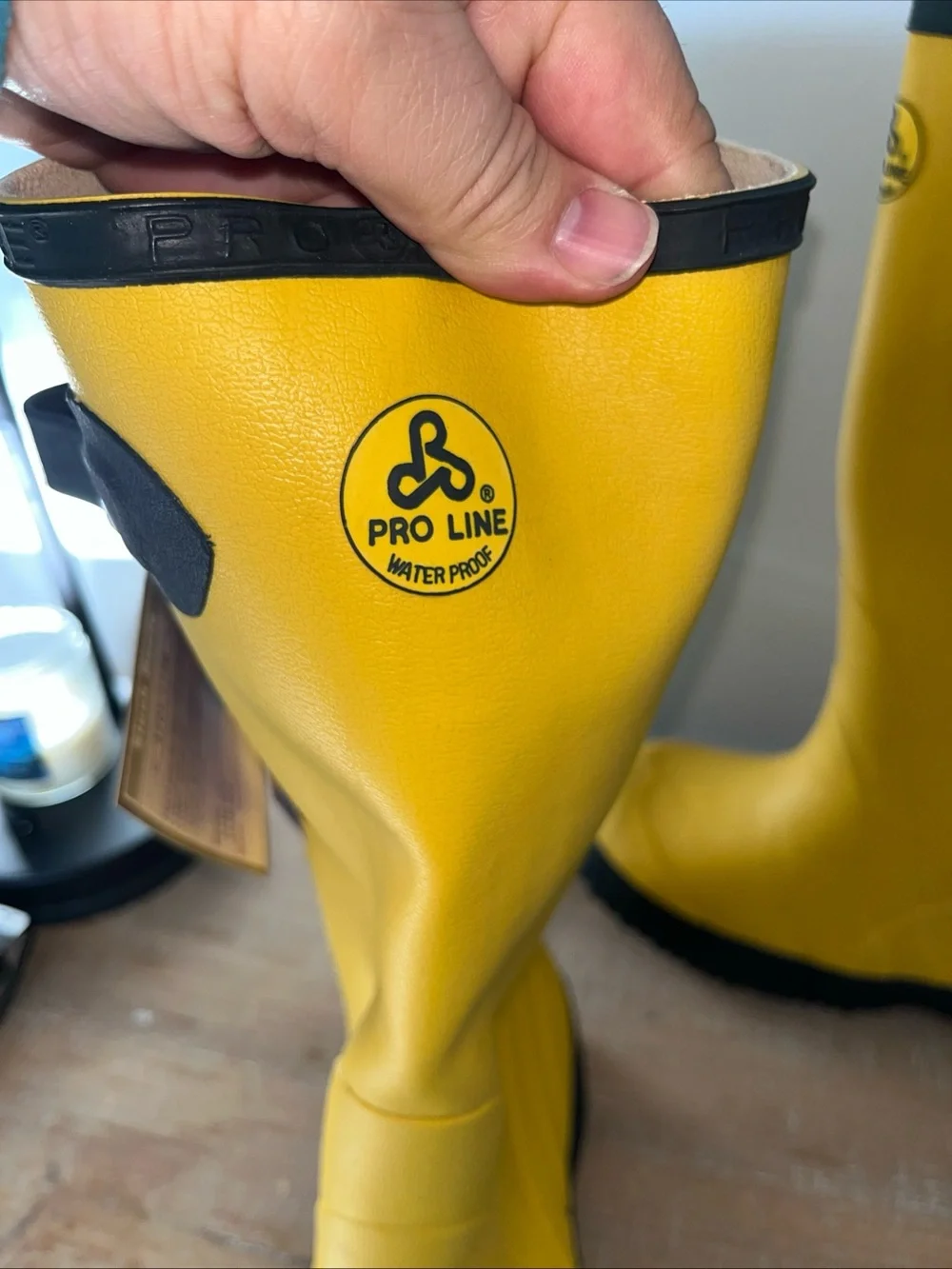NWT Pro Line Waterproof Rain Boots Yellow Sz 7 Men’s Rubber Work Fishing Outdoor